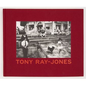 Livre de Tony Ray-Jones sur sélection de Martin Parr